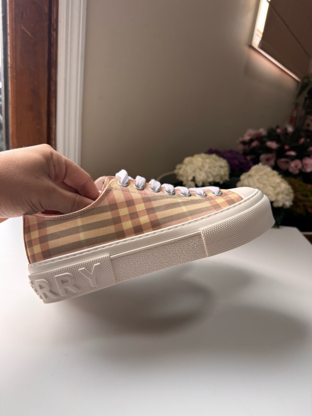 Burberry Check Platform Sneakers – Size EU 39.5 (Fits ~40) – Made in Italy - Picture 4 of 11